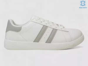 Кроссовки Stilli