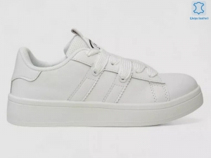 Кроссовки Stilli