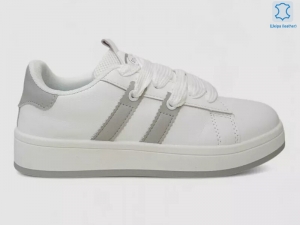 Кроссовки Stilli