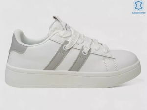 Кроссовки Stilli