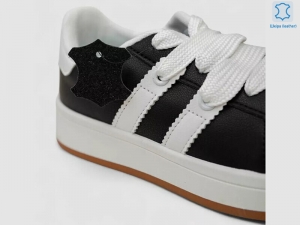 Кроссовки Stilli