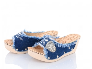 Шлепанцы Demur