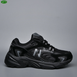 Кроссовки Bayota