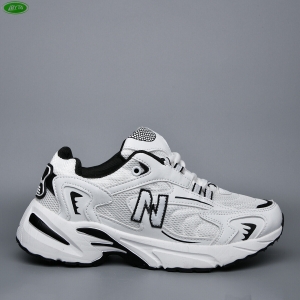 Кроссовки Bayota