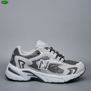 Кроссовки Bayota