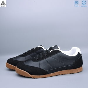 Кроссовки Stilli