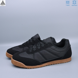 Кроссовки Stilli