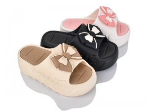 Шлепанцы Deshman