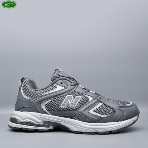 Кроссовки Bayota