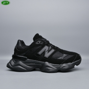 Кроссовки Bayota