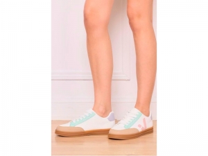 Кроссовки Golden