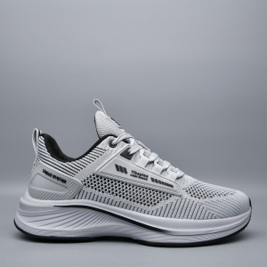 Кроссовки New Yike