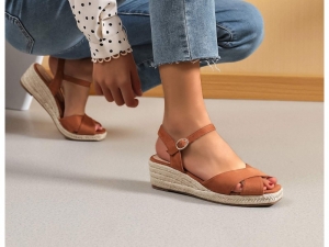 Босоножки Paris