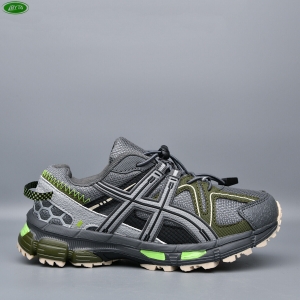 Кроссовки Bayota