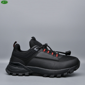 Кроссовки Bayota