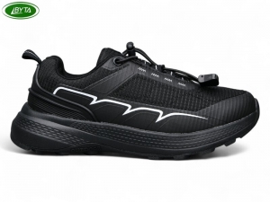 Кроссовки Bayota