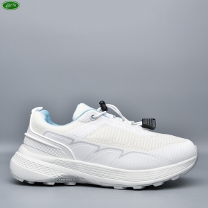 Кроссовки Bayota