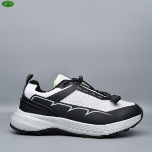 Кроссовки Bayota