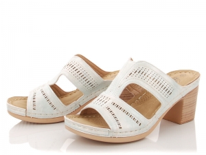 Шлепанцы Varia