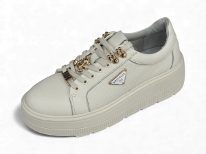 Кроссовки Badoxx