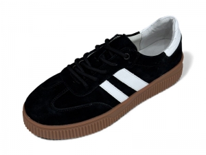 Кроссовки Badoxx