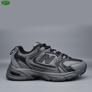 Кроссовки Bayota