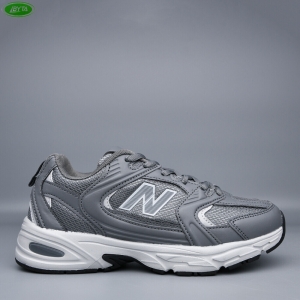 Кроссовки Bayota