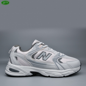 Кроссовки Bayota