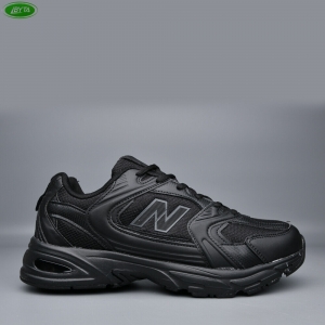 Кроссовки Bayota