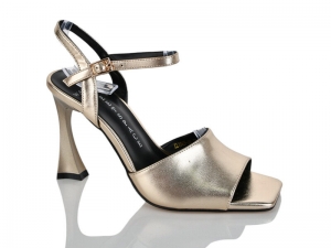 Босоножки Teetspace