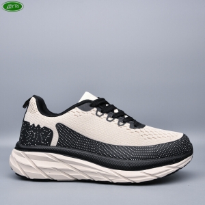 Кроссовки Bayota