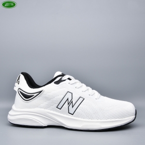 Кроссовки Bayota