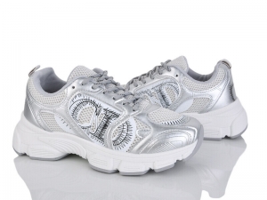 Кроссовки Loretta