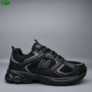 Кроссовки Bayota