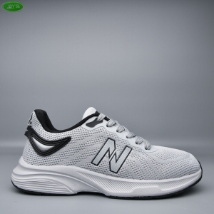 Кроссовки Bayota