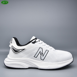 Кроссовки Bayota