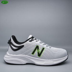 Кроссовки Bayota