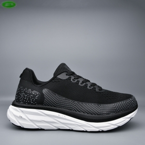 Кроссовки Bayota