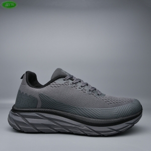 Кроссовки Bayota