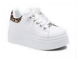 Кроссовки Golden