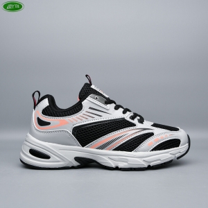 Кроссовки Bayota