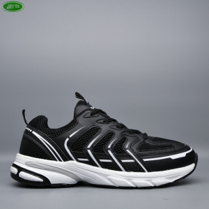 Кроссовки Bayota