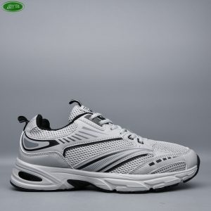 Кроссовки Bayota