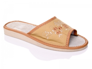 Тапочки Cuong Chi