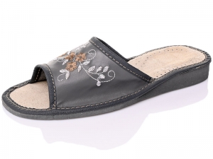 Тапочки Cuong Chi