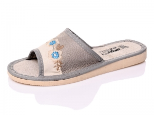 Тапочки Cuong Chi