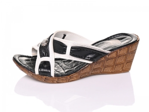 Шлепанцы Cuong Chi