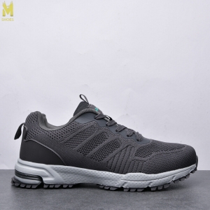 Кроссовки Bayota