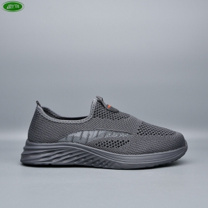 Кроссовки Bayota