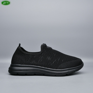 Кроссовки Bayota